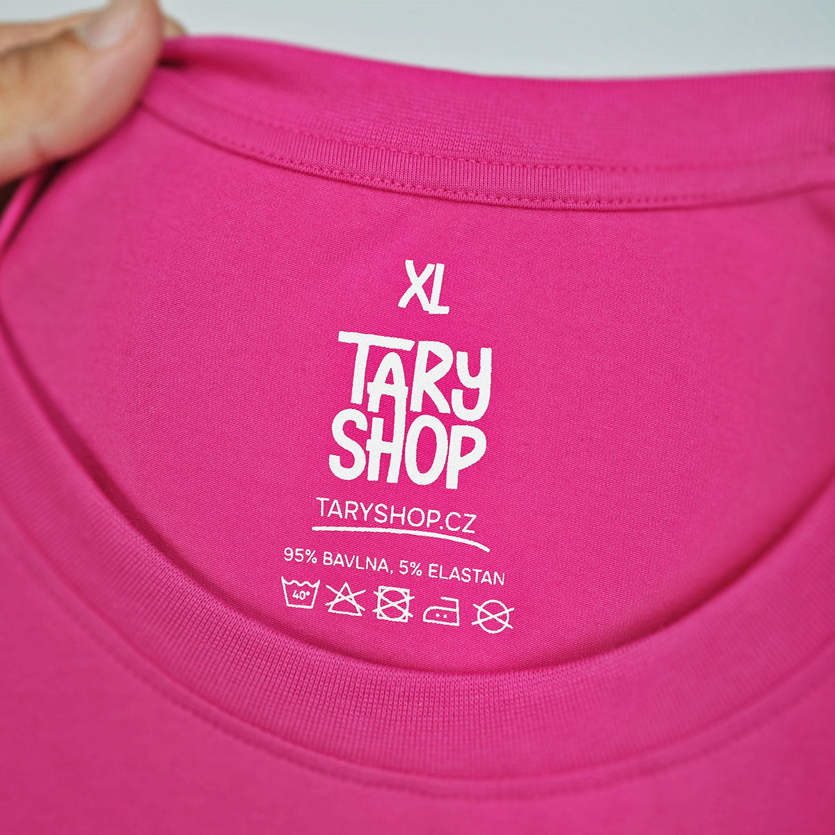 Tričko Tary Povoroznyk Pink
