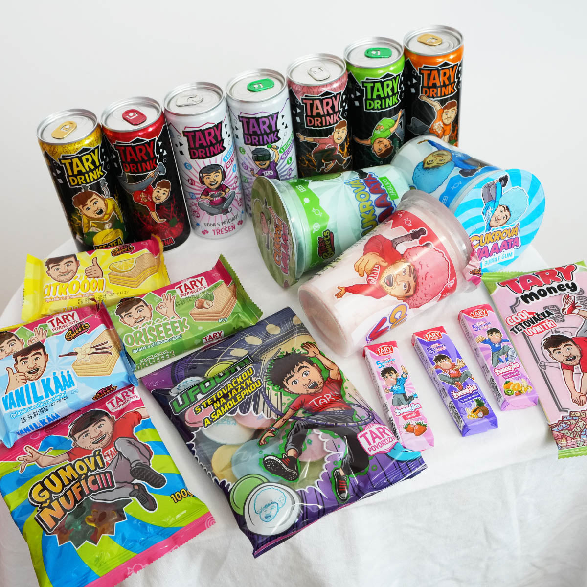 Mega Mix - 7x Tary Drink, 3x Vata, 1x Oplatky, 3x Žvýkačky, 1x Jedlé peníze, Ufouni a Gumoví Ňufíci