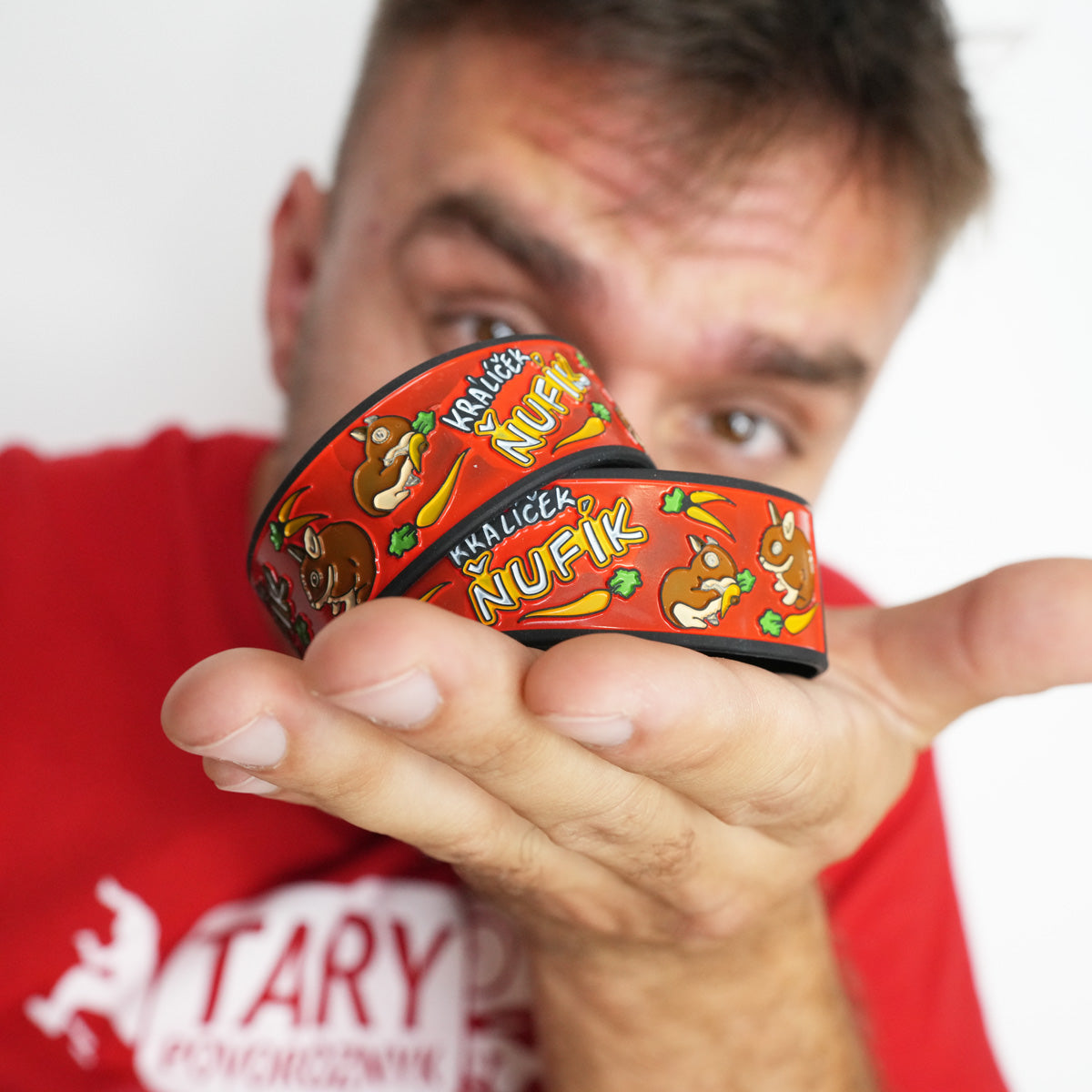 Náramek Ňufík Mrkvičky Red - balíček 20 ks