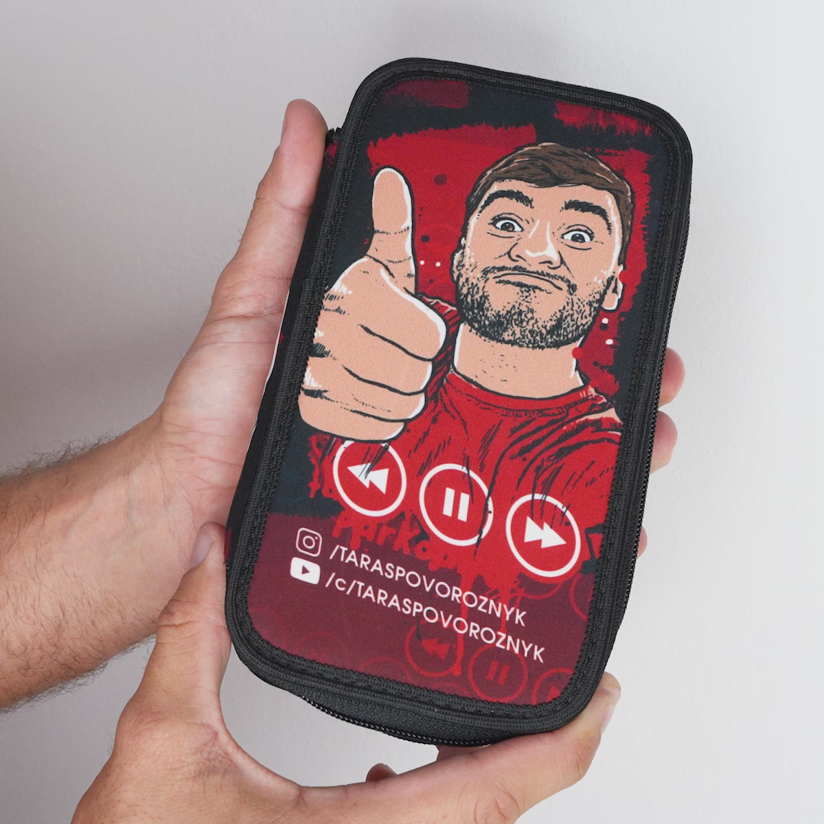 Školní Penál Tary Povoroznyk